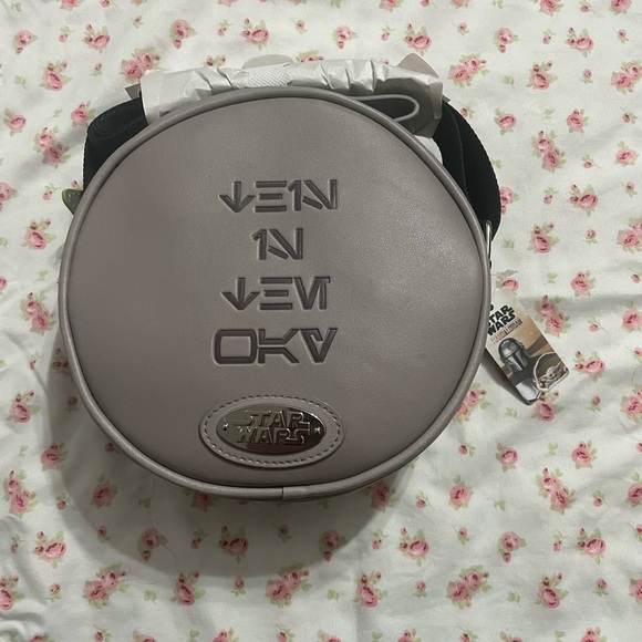 DISNEY STAR WARS GROGU CROSSBODY AND MATCHING CARDHOLDER SET - Picture 10 of 14